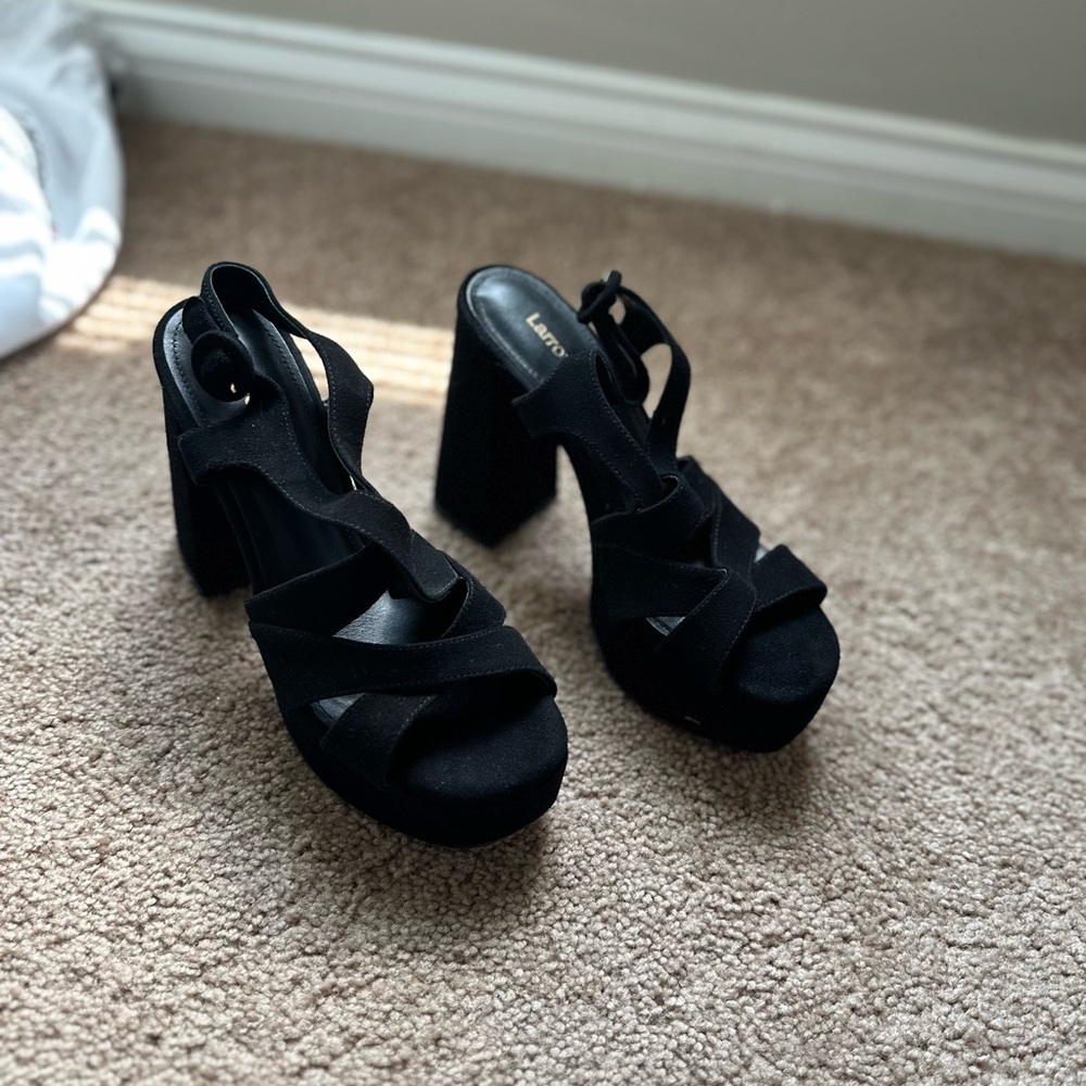 Black Platform Heels - Picture 7 of 10